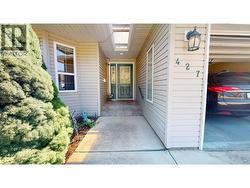 427 Ballou Place  Kelowna, BC V1V 1V4