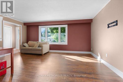 Main - 23 Silver Aspen Crescent, Kitchener, ON - Indoor