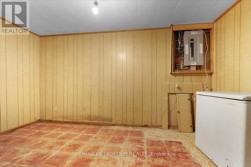 Main - 23 Silver Aspen Crescent, Kitchener, ON - Indoor Photo Showing Other Room