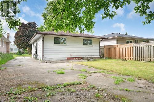 Main - 23 Silver Aspen Crescent, Kitchener, ON - Outdoor With Exterior