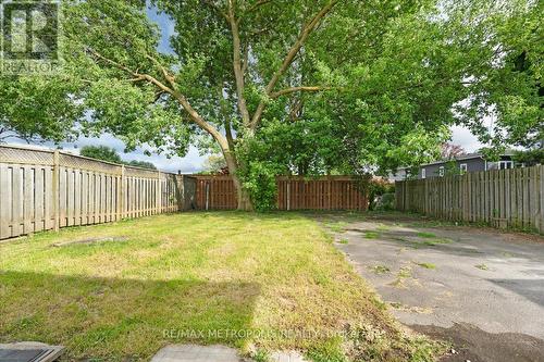 Main - 23 Silver Aspen Crescent, Kitchener, ON - Outdoor