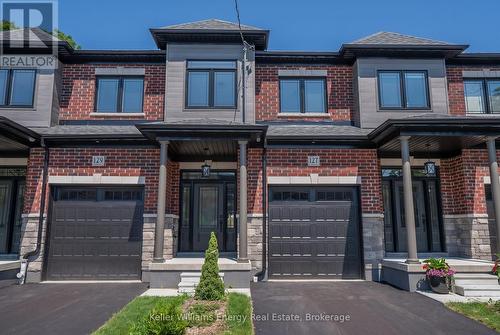 127 Hickory Street N, Whitby (Downtown Whitby), ON 