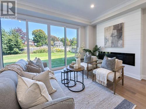 127 Hickory Street N, Whitby (Downtown Whitby), ON 