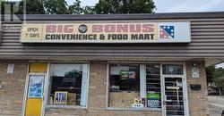5 - 601 UPPER JAMES STREET  Hamilton, ON L9C 2Y7