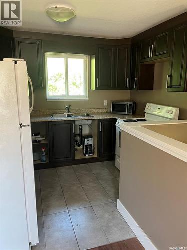 738 Henry Street, Estevan, SK - Indoor Photo Showing Other Room