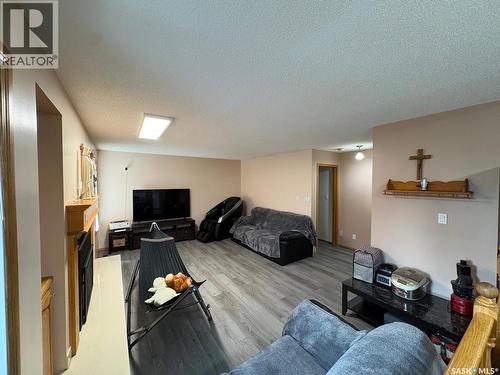 5503 Ballantine Court, Regina, SK - Indoor