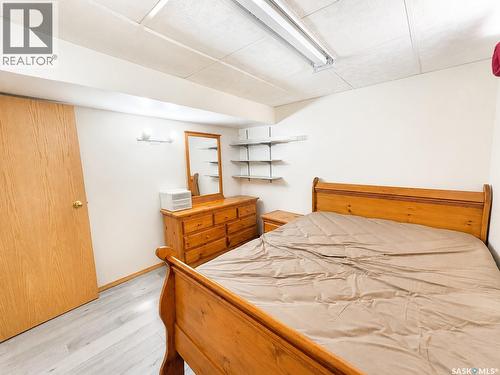 5503 Ballantine Court, Regina, SK - Indoor Photo Showing Bedroom