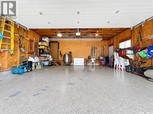 5503 Ballantine Court, Regina, SK - Indoor Photo Showing Garage