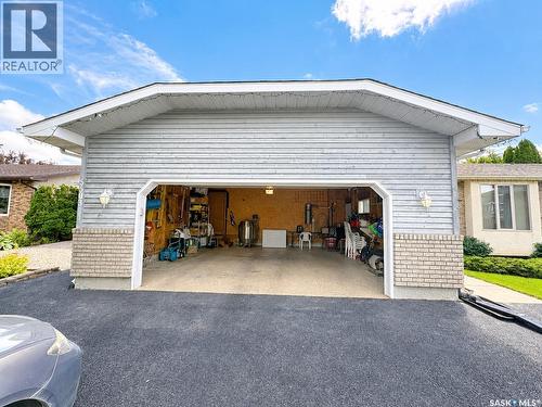 5503 Ballantine Court, Regina, SK - Outdoor With Exterior