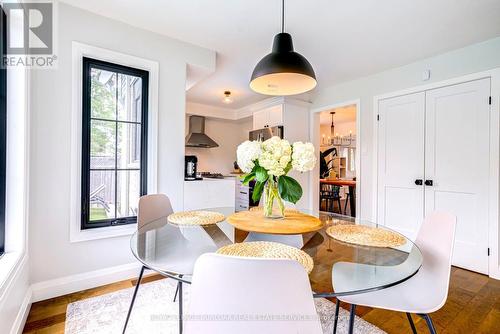 34 Amblecote Place, Hamilton, ON - Indoor Photo Showing Dining Room
