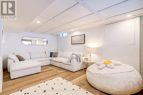 34 Amblecote Place, Hamilton, ON - Indoor Photo Showing Other Room