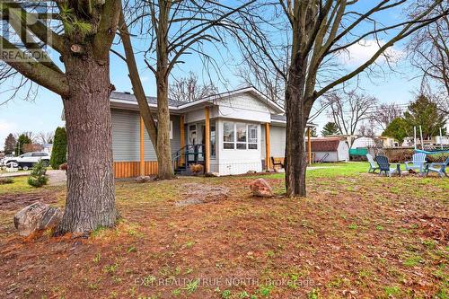 19 Vics Road, Midland, ON - Outdoor
