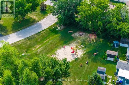 19 Vics Road, Midland, ON - Outdoor