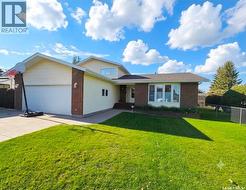337 Matador DRIVE Swift Current, SK S9H 4R4