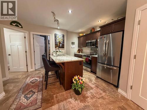 2011 Perrier Road Unit# 103, Nelson, BC - Indoor Photo Showing Kitchen