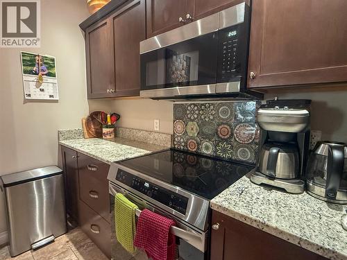 2011 Perrier Road Unit# 103, Nelson, BC - Indoor Photo Showing Kitchen