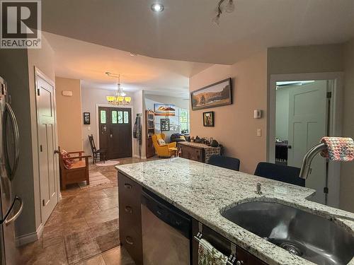 2011 Perrier Road Unit# 103, Nelson, BC - Indoor Photo Showing Kitchen