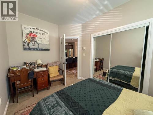 2011 Perrier Road Unit# 103, Nelson, BC - Indoor Photo Showing Bedroom