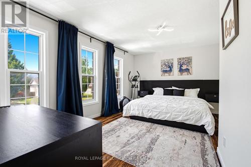 10 Owen Street, Ingersoll, ON - Indoor Photo Showing Bedroom