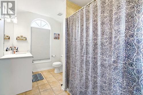 10 Owen Street, Ingersoll, ON - Indoor Photo Showing Bathroom