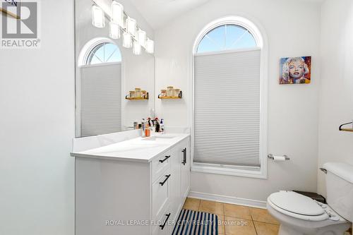 10 Owen Street, Ingersoll, ON - Indoor Photo Showing Bathroom