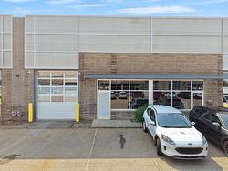 11211 180 STREET NW  Edmonton, AB T5S 0B6