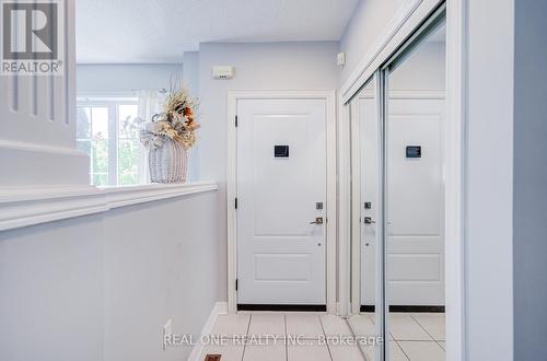 5827 Rainspring Drive, Mississauga, ON - Indoor Photo Showing Other Room