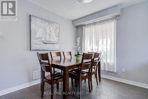 5827 Rainspring Drive, Mississauga, ON - Indoor Photo Showing Dining Room