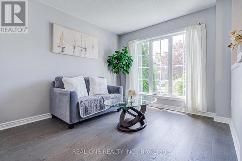 5827 Rainspring Drive, Mississauga, ON - Indoor