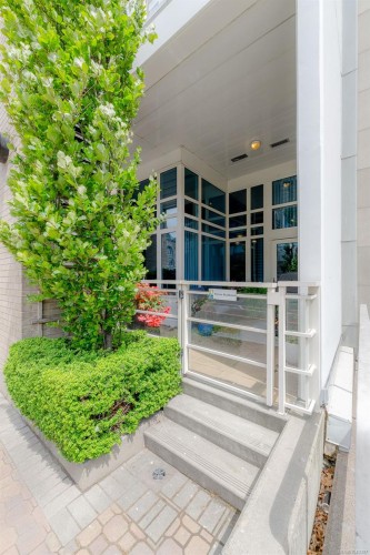 #103-38 Front St, Nanaimo, BC - Outdoor