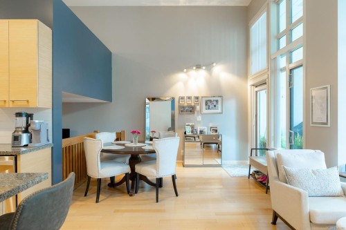 #103-38 Front St, Nanaimo, BC - Indoor Photo Showing Dining Room