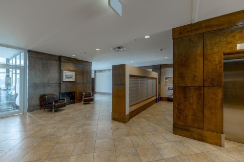 #103-38 Front St, Nanaimo, BC - Indoor Photo Showing Other Room