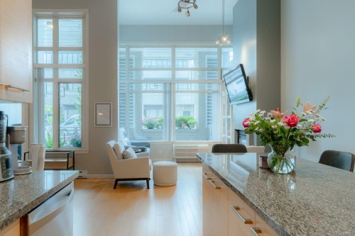 #103-38 Front St, Nanaimo, BC - Indoor