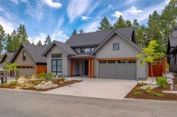 519 Hole-in-One Dr Qualicum Beach, BC V9K 1B0