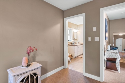 355 Beech Ave, Duncan, BC 