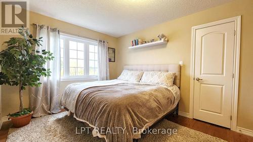 12 Plowright Road, Springwater, ON - Indoor Photo Showing Bedroom