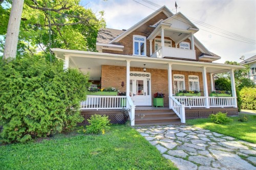 388 Rue St-Étienne  La Malbaie, QC G5A 1S8