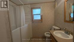 Main bath with walk in whirlpool tub - 