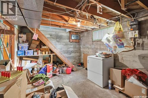925 O Avenue S, Saskatoon, SK - Indoor