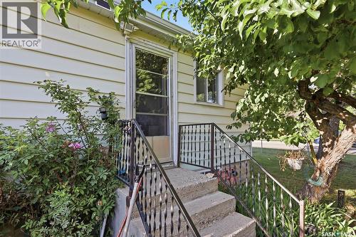 925 O Avenue S, Saskatoon, SK - Outdoor