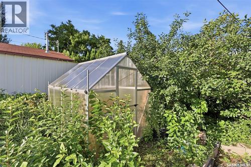 925 O Avenue S, Saskatoon, SK - Outdoor