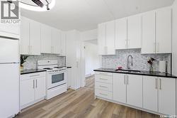 925 O AVENUE S  Saskatoon, SK S7M 2S8