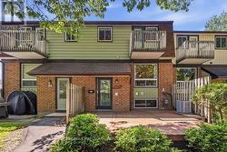 4 - 409 MONTFORT STREET Ottawa, ON K1L 8G8