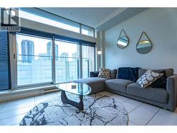 709 33 W PENDER STREET  Vancouver, BC V6B 0E5