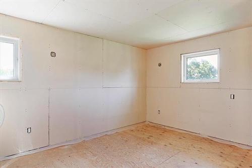 27119 36E Rd, Steinbach, MB - Indoor Photo Showing Other Room
