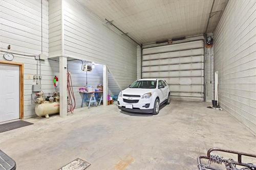 27119 36E Rd, Steinbach, MB - Indoor Photo Showing Garage