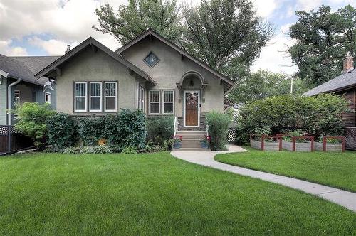 366 Campbell St, Winnipeg, MB - Outdoor