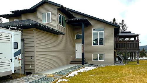 709 22nd Avenue  Cranbrook, BC V1C 6Y7