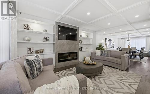 7 Kimbark Crescent, Markham, ON - Indoor Photo Showing Living Room With Fireplace