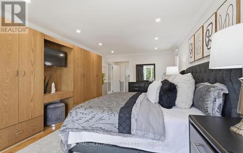 7 Kimbark Crescent, Markham, ON - Indoor Photo Showing Bedroom